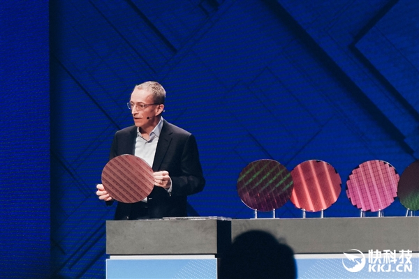 Intel CEO直言希望为AMD代工：赢得信任 保护IP